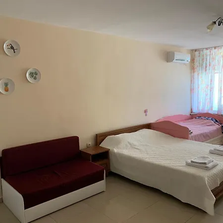 Apartment Near The Beach