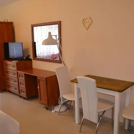Apartment Near The Beach *