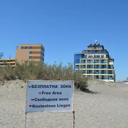 Apartment Near The Beach Pomorie